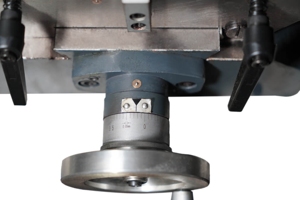 Станок сверлильно-фрезерный Metal Master MMD-25LV BD